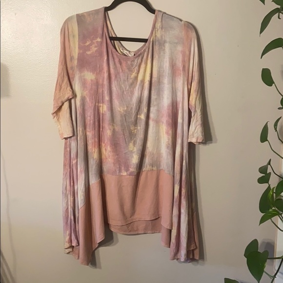 Flowy Shirt - Picture 1 of 1
